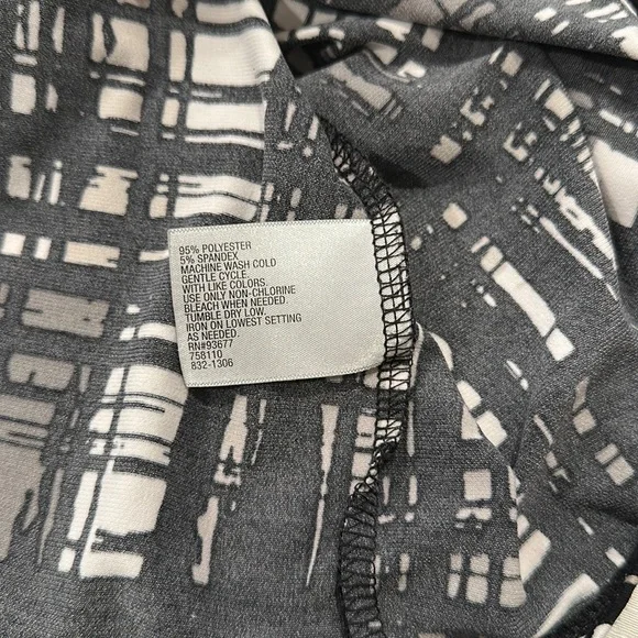 Worthington Blouse - Picture 6 of 6